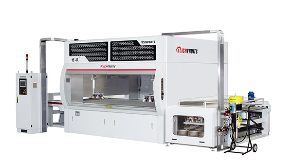Automatic spraying paint equipment Automatic spraying paint equipment