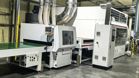 automatic-spray-painting-line-factory-overview-01_2841_1598.webp