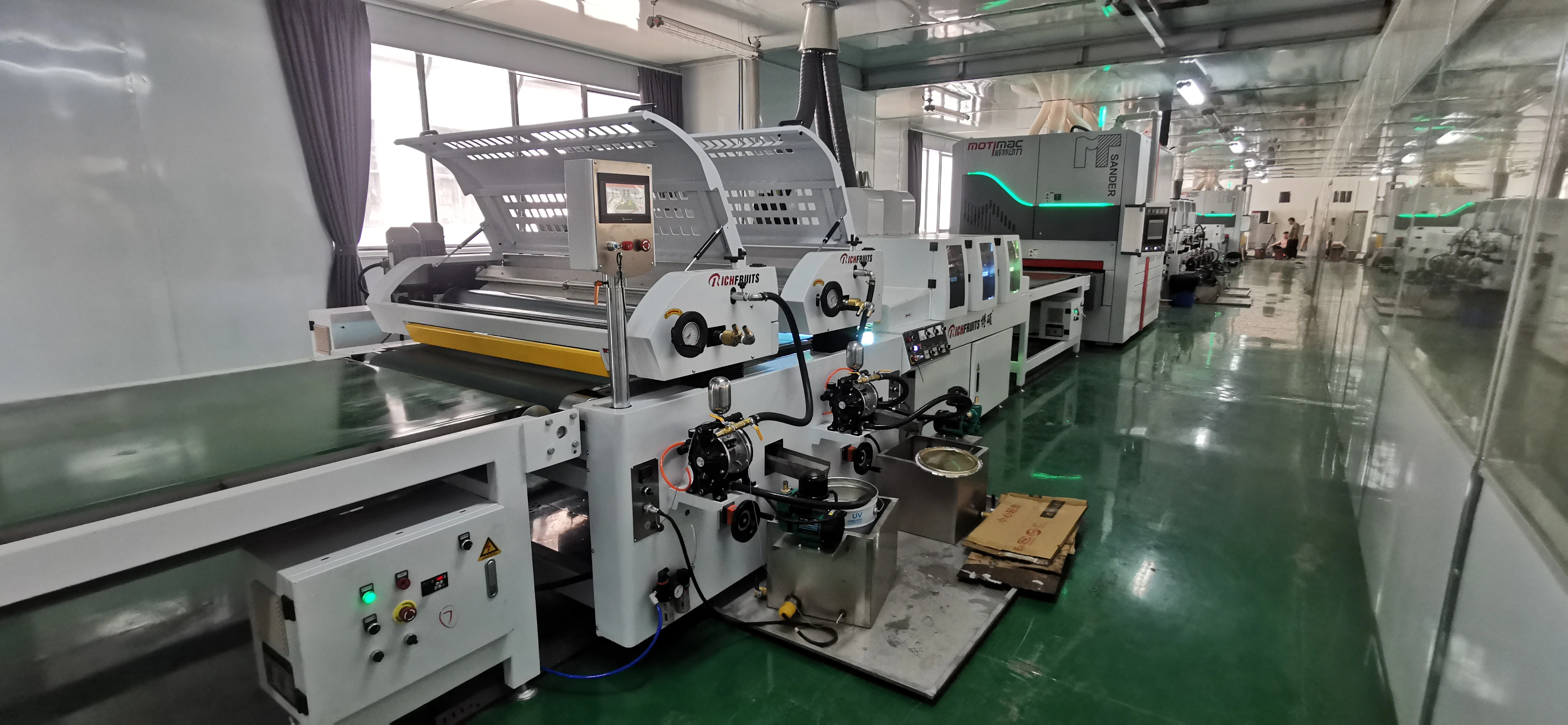 Double roller coater line at customer site