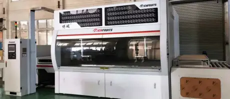 automatic-spray-painting-machine-front-view-01.webp