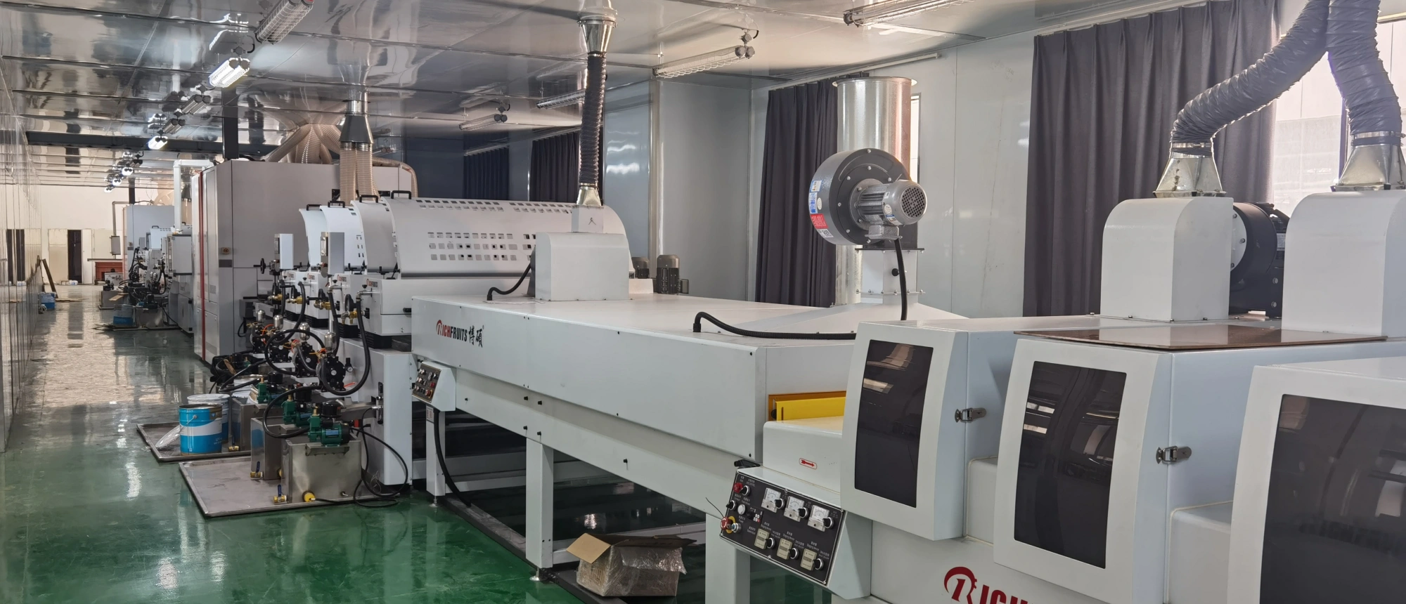 Direct vs Reverse Roll Coating: How to Choose for Wood Panels